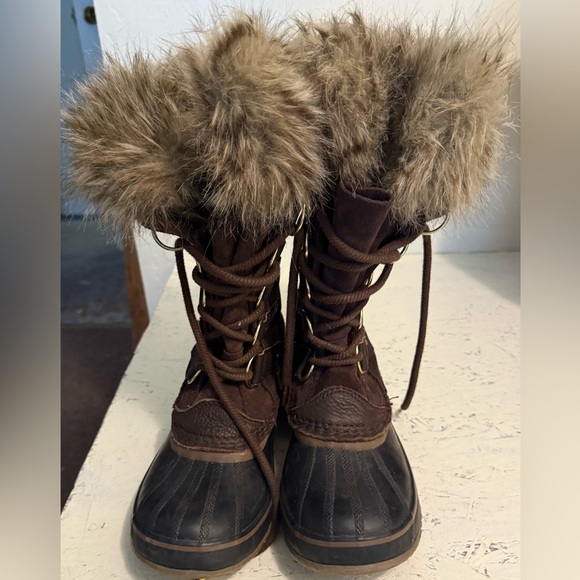 JOAN OF ARCTIC™ Women's Waterproof Boot - Picture 3 of 5